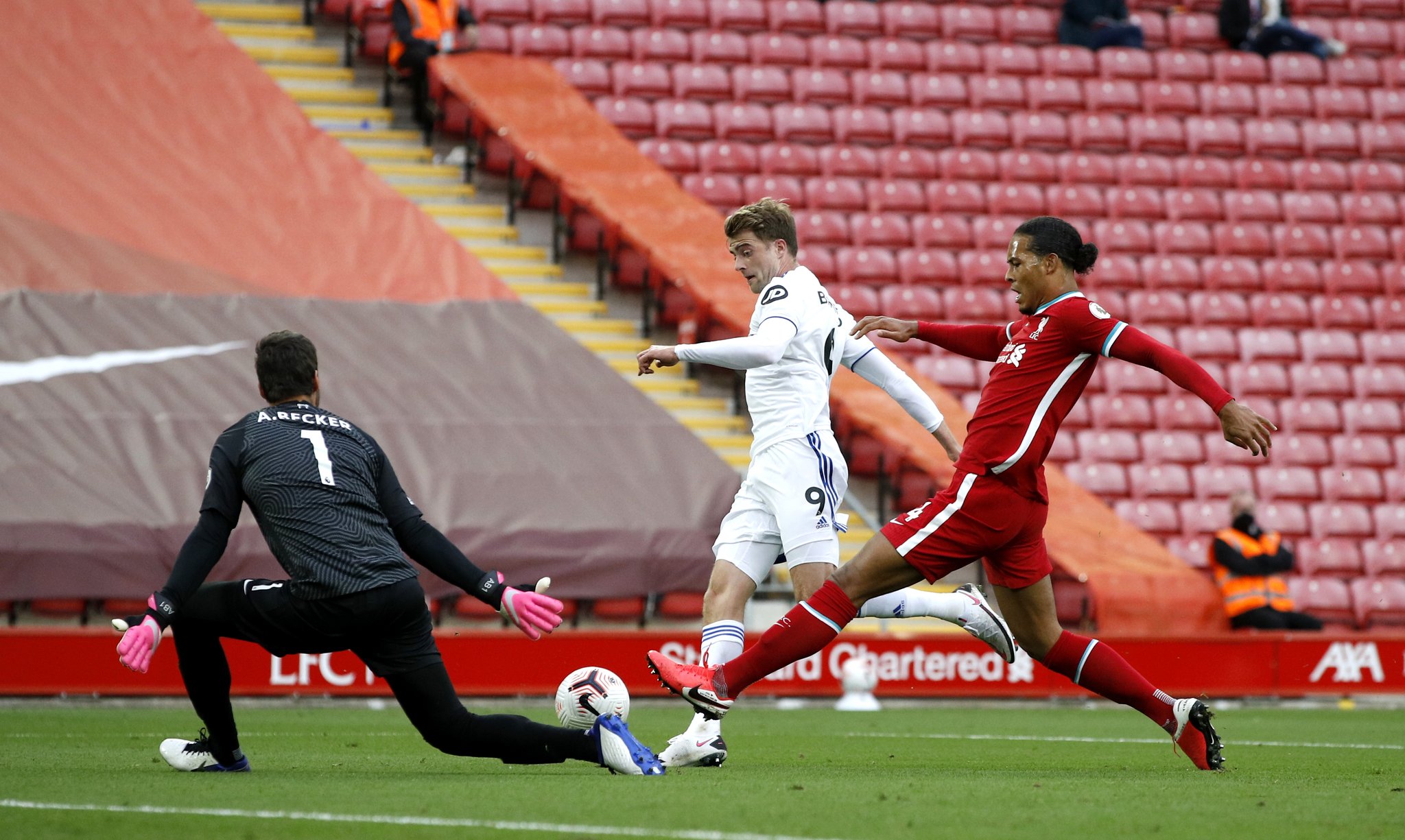 巴塞罗那面 巴塞罗那面